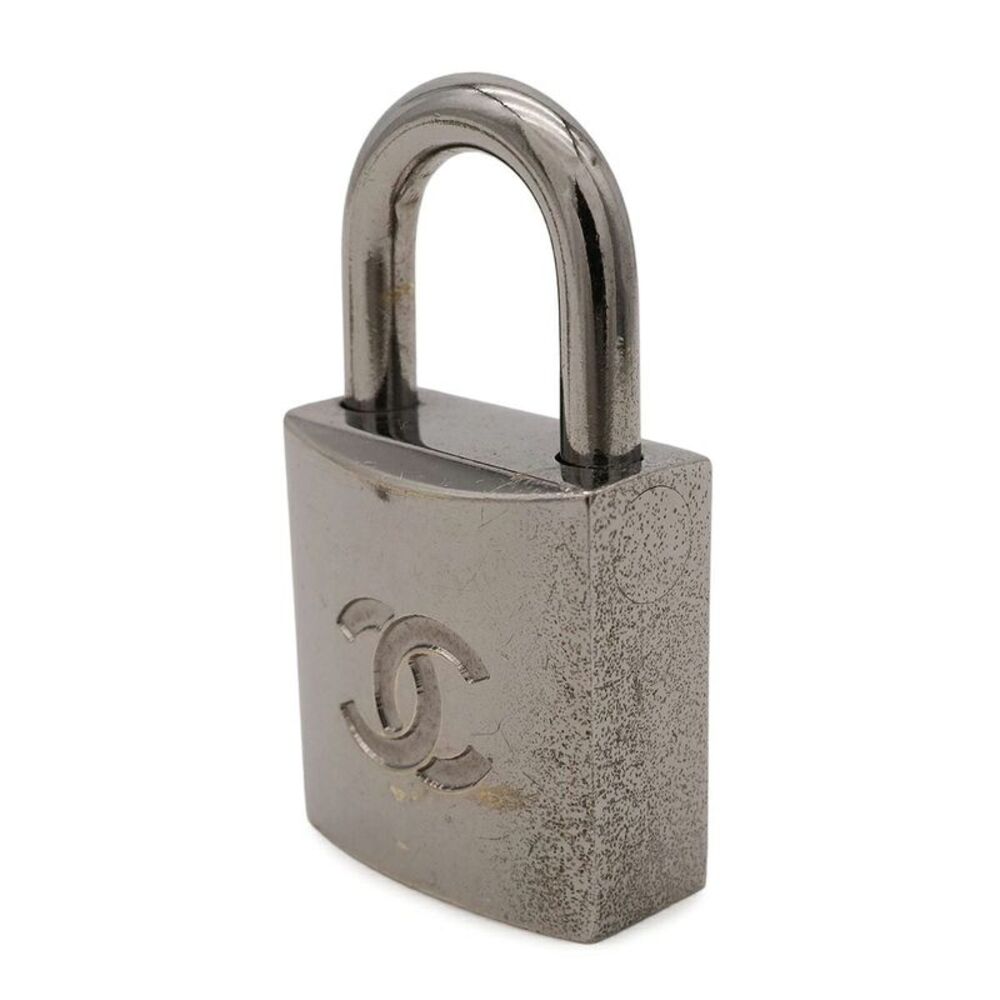 Chanel Cadenas Metal Padlock - Picture 4 of 6